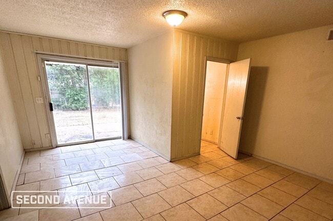 Photo - 1217 NE 45th St