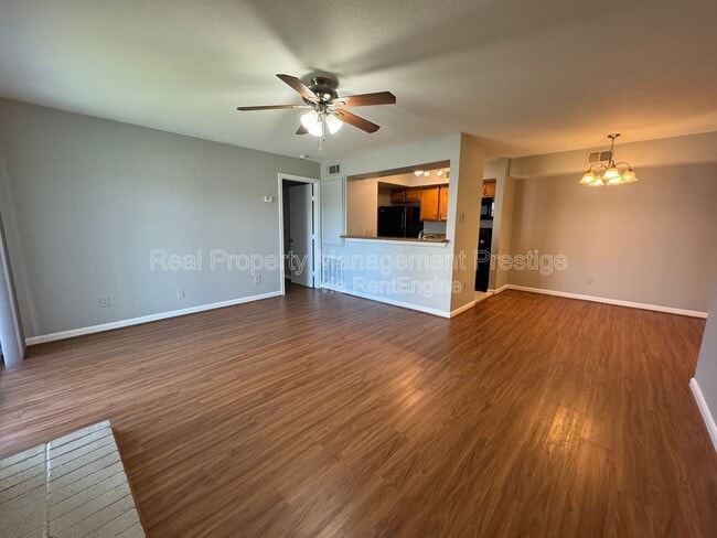 Building Photo - 18617 Egret Bay Blvd Unit 1105