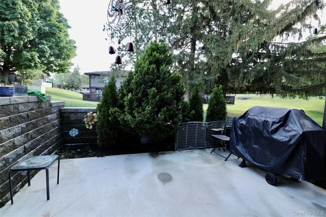 Photo - 11 Millholland Dr Unit 0