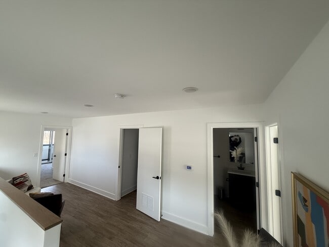 Photo - 1229 E 29th St