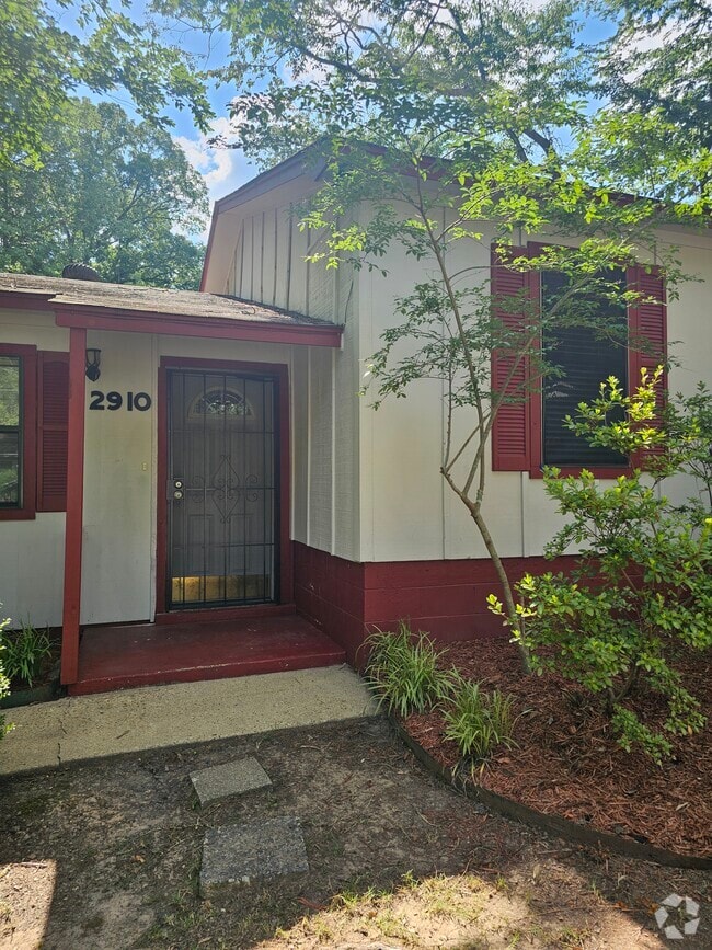 Building Photo - 2910 Walker St Rental