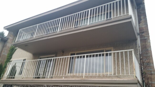 Photo - H134563B Unidad A