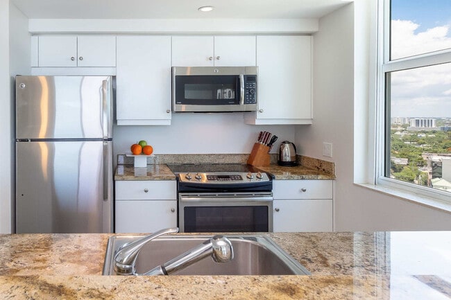 Photo - 2889 McFarlane Rd Unit SI ID1240516P