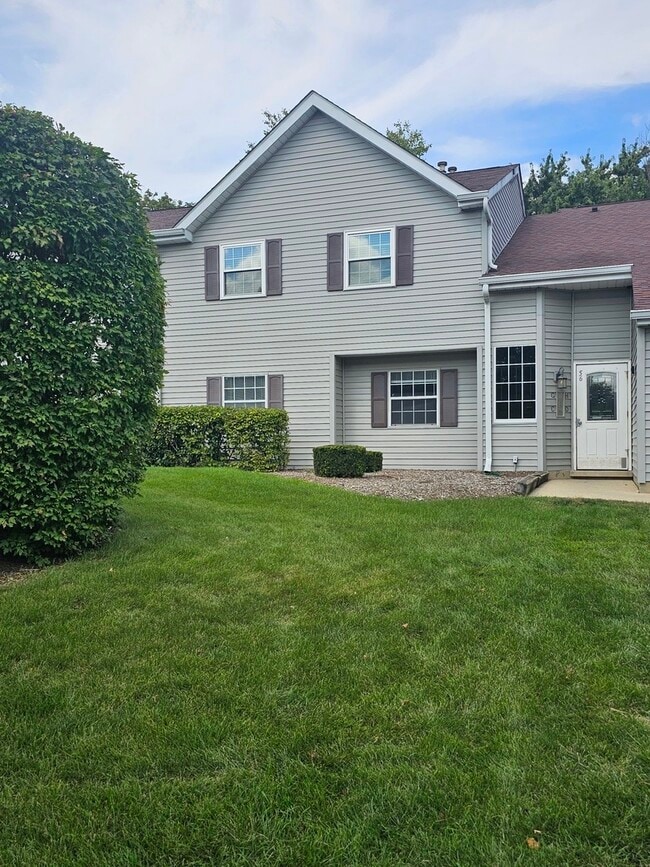 Building Photo - 56 N Victoria Ln Unit C Rental