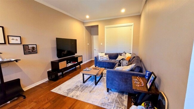 Photo - 3311 Blackburn St Unidad 109