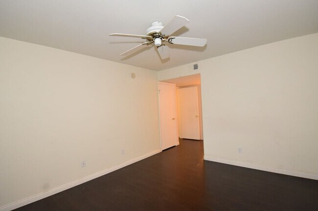 Photo - 3125 Casey Dr