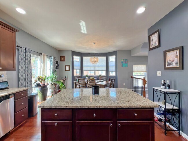 Photo - 2711 Coppersmith Pl