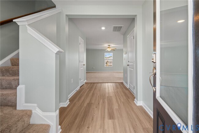 Photo - 2854 Meadowview Blvd