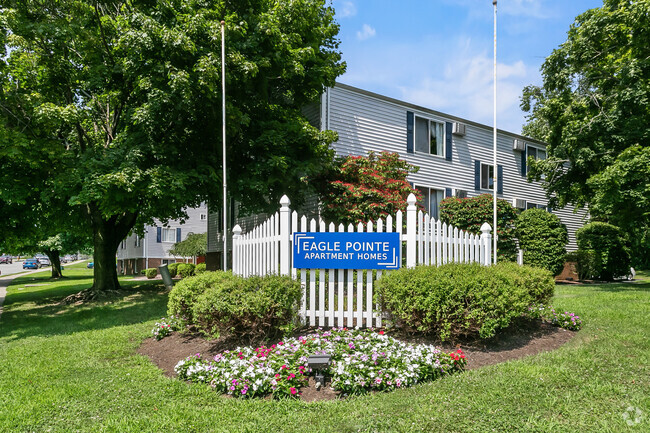 Building Photo - Eagle Pointe Rental