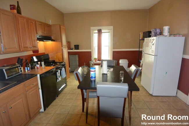 Photo - 34 Linden St Unit 1