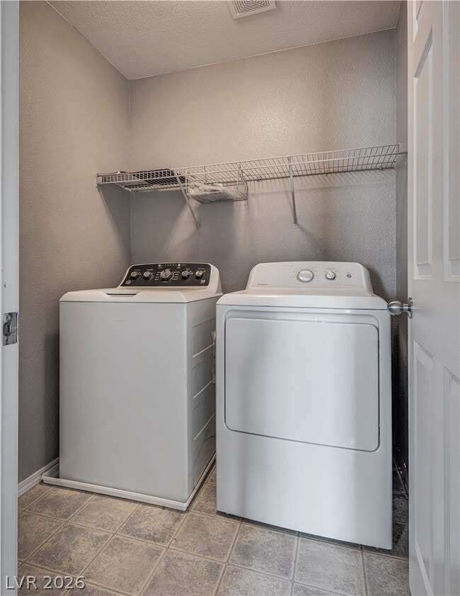 Photo - 3824 Badger Brook St