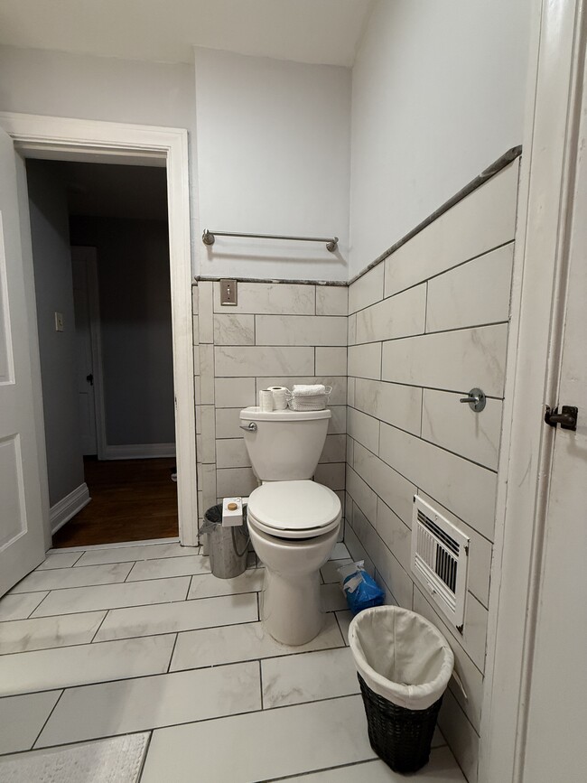 Photo - 1826 Cypress St