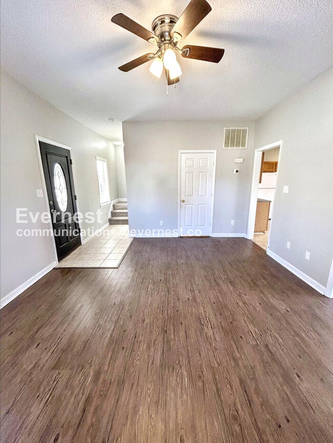 Photo - 4350 Wakeman Dr