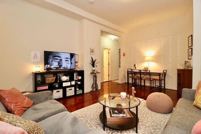 Photo - 1035 Washington St Unidad 3