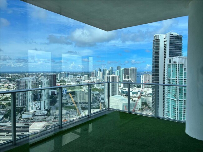 Photo - 851 NE 1st Ave Unit 4101