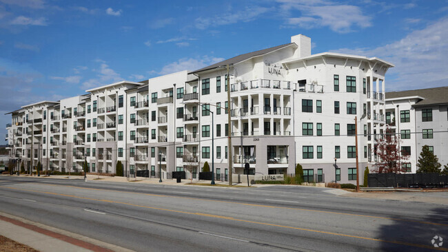 Building Photo - Luna Upper Westside Rental