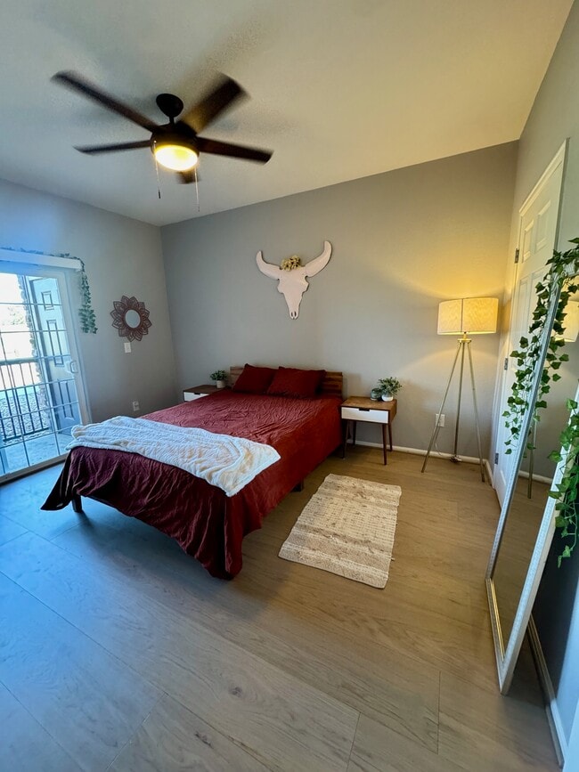 Building Photo - 3035 Blue Sky Cir Unit 10-106