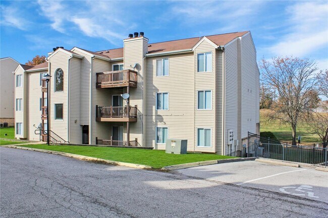 Photo - 17048 Sandalwood Creek Dr Unit A