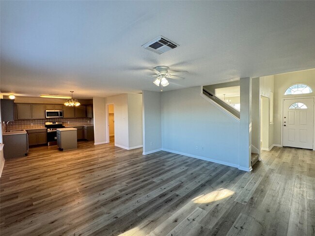 Building Photo - 11811 Madison Kendall Ln Rental