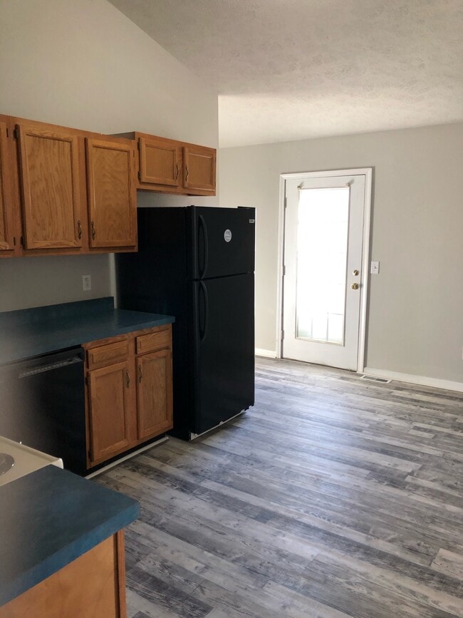 Photo - 430 Secretariat Dr