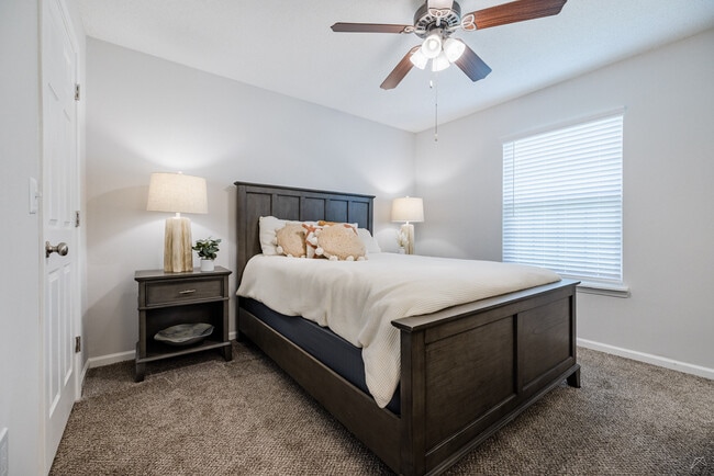 Hawk Ridge Apartments