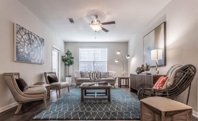 Building Photo - 1 bedroom in Tomball TX 77375 Unit 1292 Rental