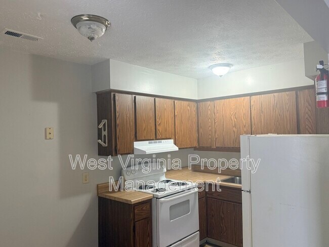 Photo - 82 Beagle Club Rd Unit 16