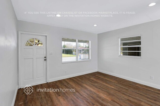 Photo - 3120 56th St N