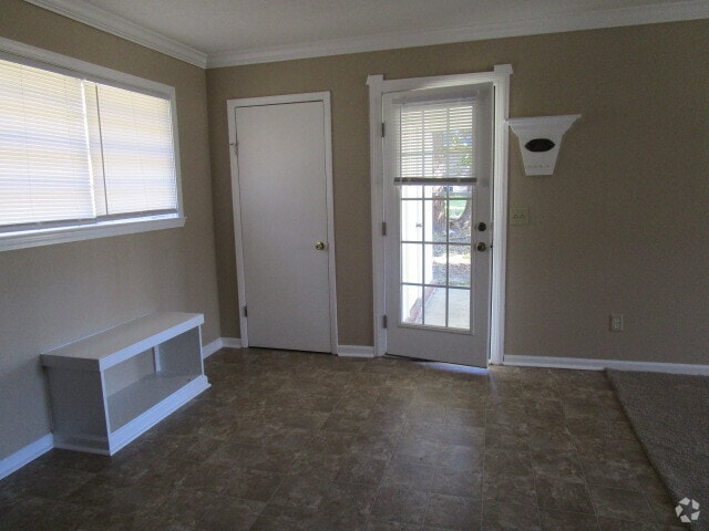 Building Photo - 314 N Tillman Street Rental