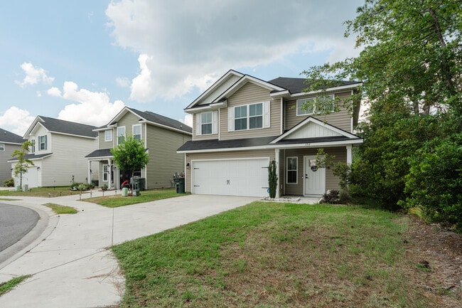 Photo - 152 Centennial Ct