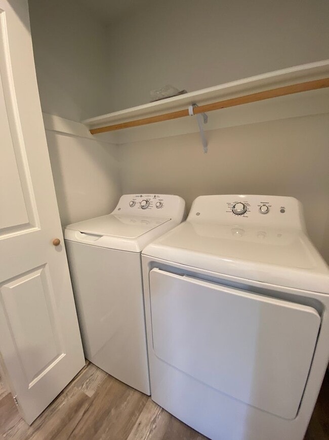 Photo - 2615 E 14th St Unit B