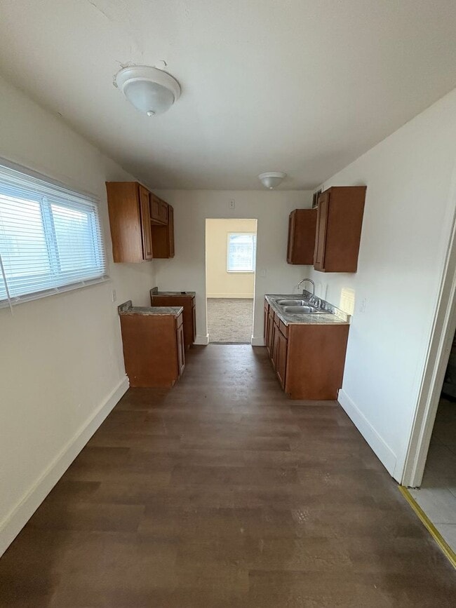 Photo - Spacious 4 Bedroom, 1 Bathroom Single Family Home