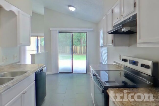 Photo - 2346 Blossom Ridge Dr N