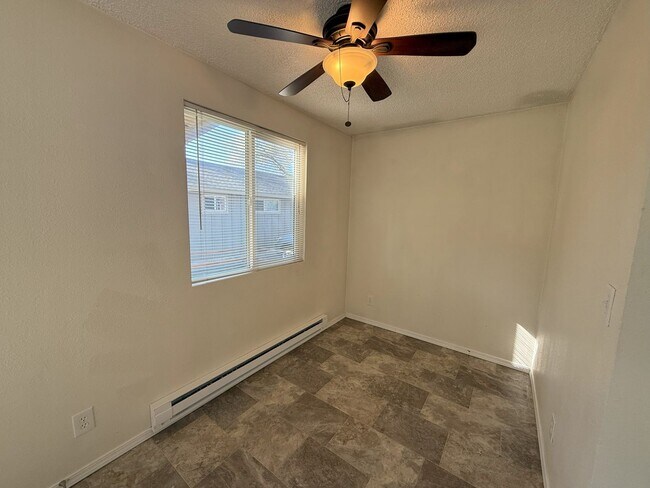 Photo - COZY 2 BEDROOM & 1 BATHROOM HOME Unidad #8