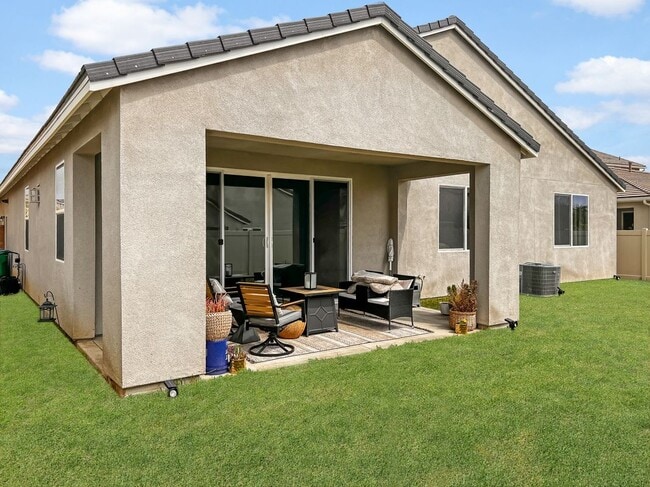 34515 Citrine Dr