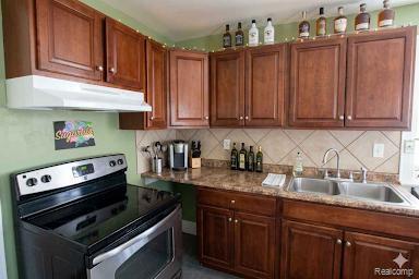 Photo - 710 Emmet St