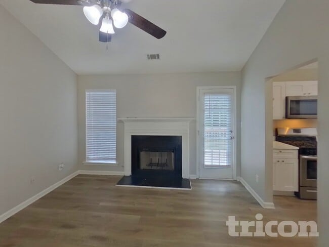 Photo - 6467 Gina Agha Cir