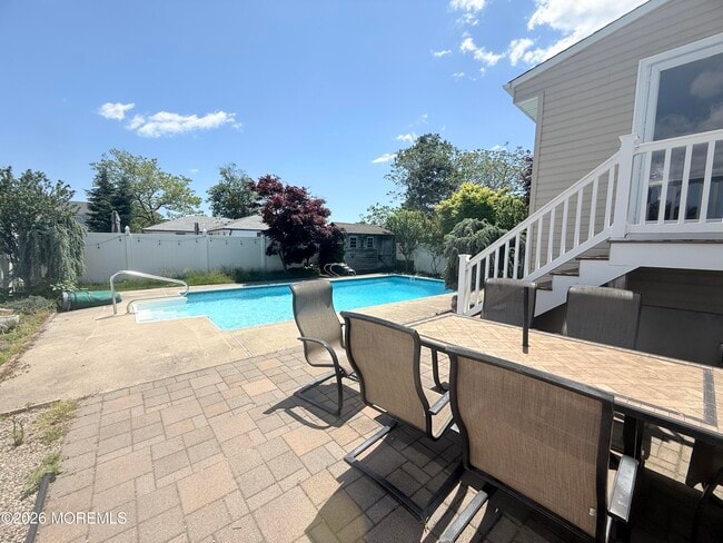 Photo - 116 Cornell Ave