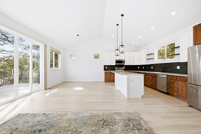 Photo - 191 Diamond Dr