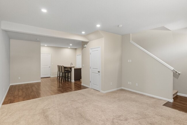 Photo - Lovely 3 Bedroom 2.5 Bath Sherwood Townhom...