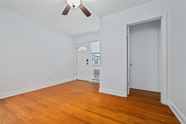 Photo - 917 30th Ave N