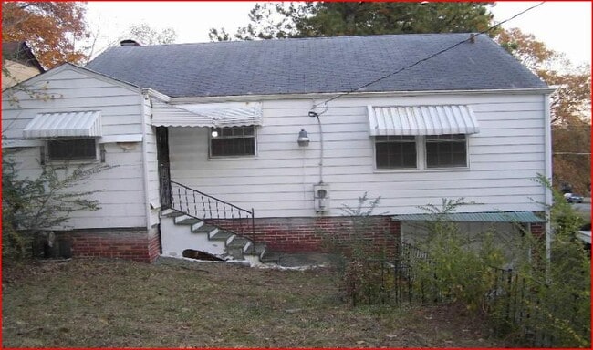 Photo - 3118 Avenue Q