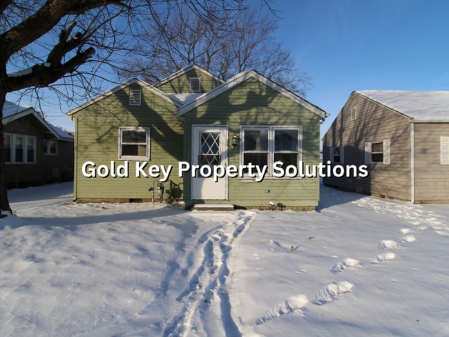 Photo - 3 BR 1 BA House with Garage and Enclosed Porch (NO SECTION 8)