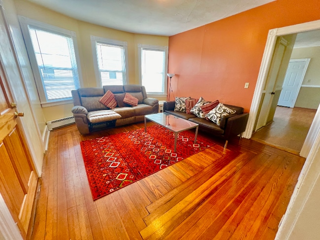 Building Photo - 85 Vinton St Unit 85V-3