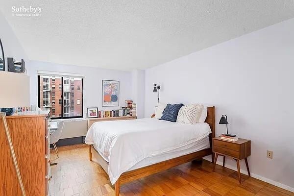 Photo - 300 Rector Pl Unidad 6B