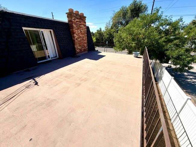 5721 Highland Dr Unit 5719