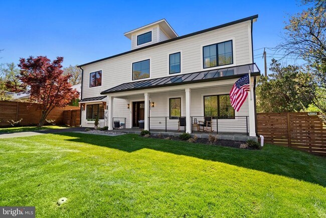 Photo - 6202 Massachusetts Ave