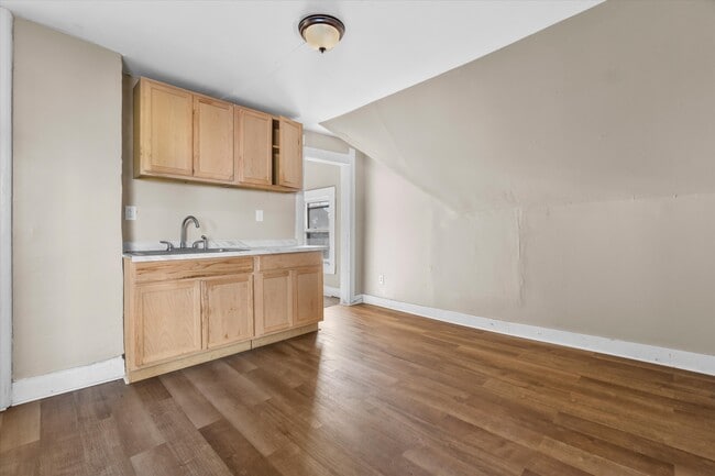Photo - 26th St Milwaukee Duplex Unit 2