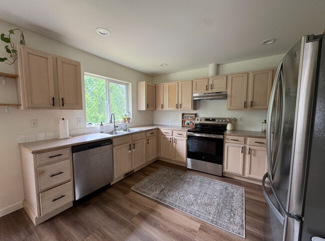 Photo - 1565 Estate Pl