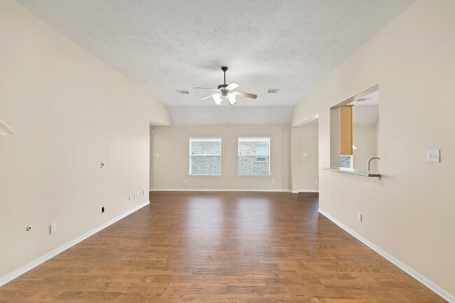 Building Photo - 3403 Cypress Village Dr Rental